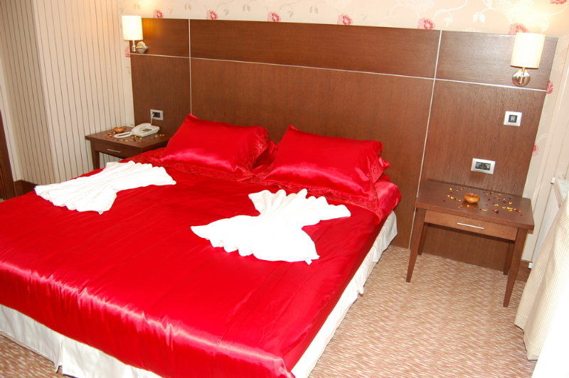 Emet Thermal Resort & Spa Hotel Buitenkant foto